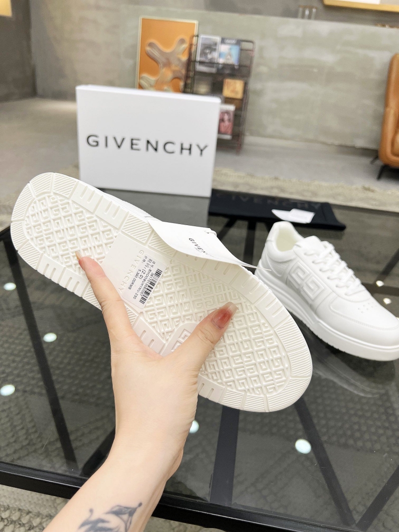 Givenchy Sneakers